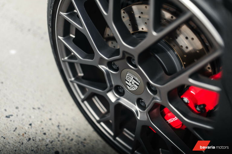 Porsche 992 Carrera 4S