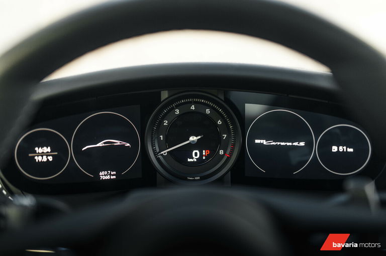 Porsche 992 Carrera 4S