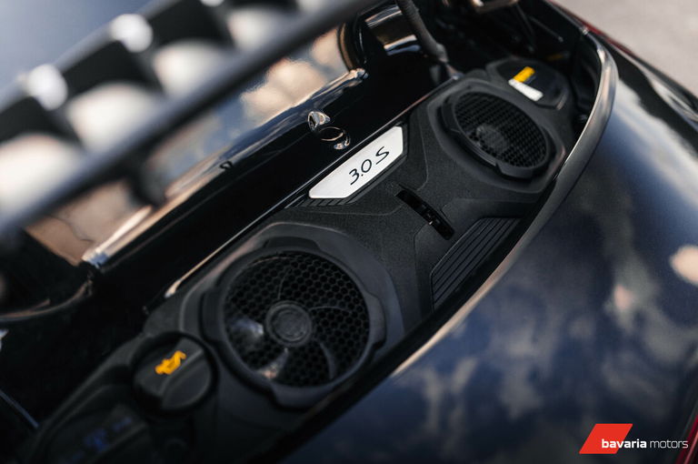 Porsche 992 Carrera 4S