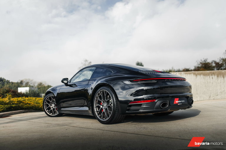 Porsche 992 Carrera 4S