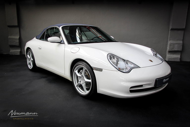 Porsche 996 Carrera 4