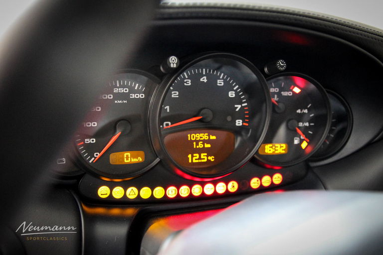 Porsche 996 Carrera 4