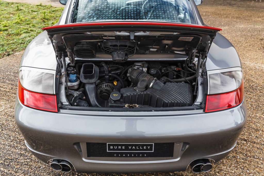 Porsche 996.2 Carrera 4S