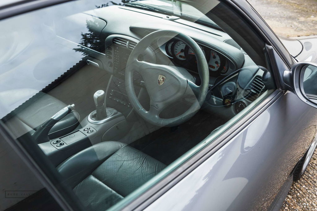 Porsche 996.2 Carrera 4S