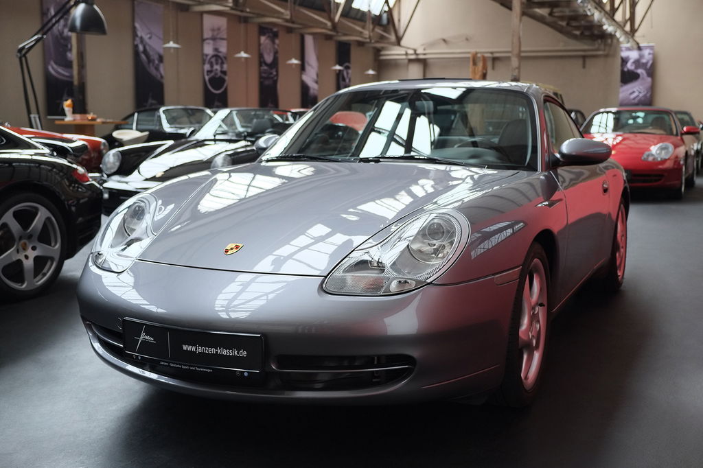 Porsche 996 Carrera