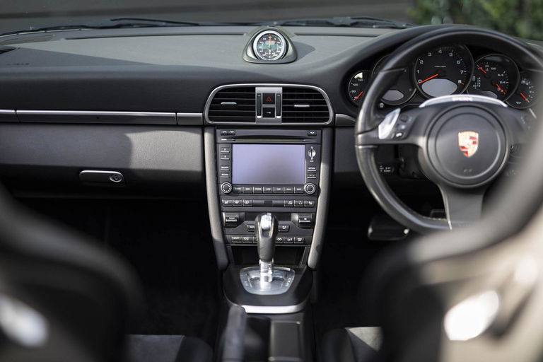 Porsche 997.2 Carrera GTS