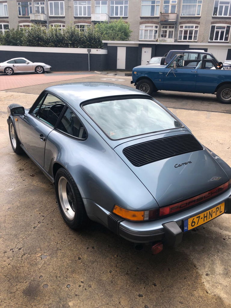 Porsche 911 Carrera 3.2