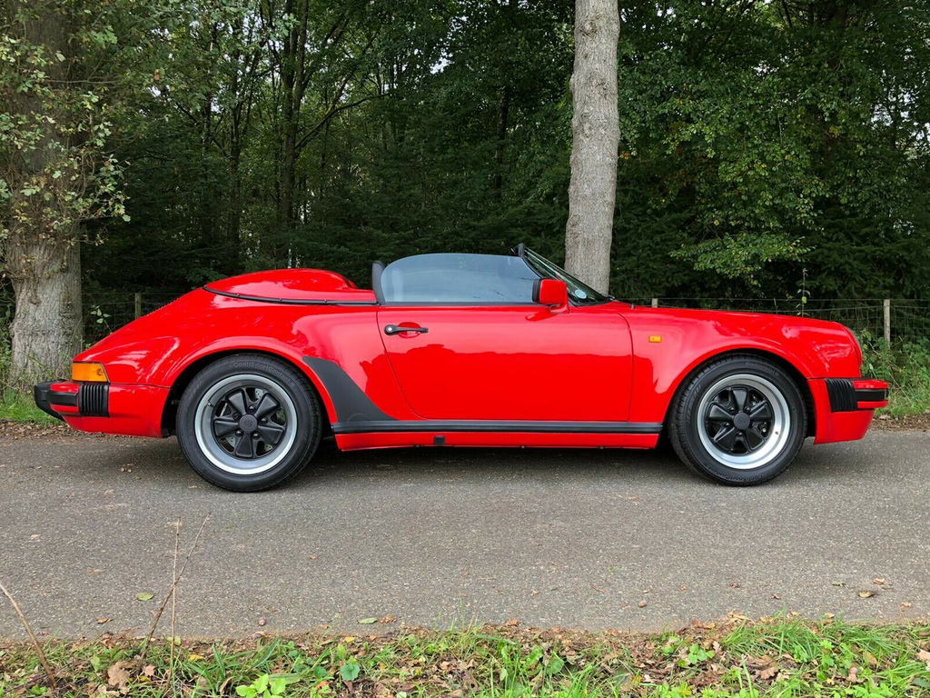 Porsche 911 Carrera 3.2 Speedster