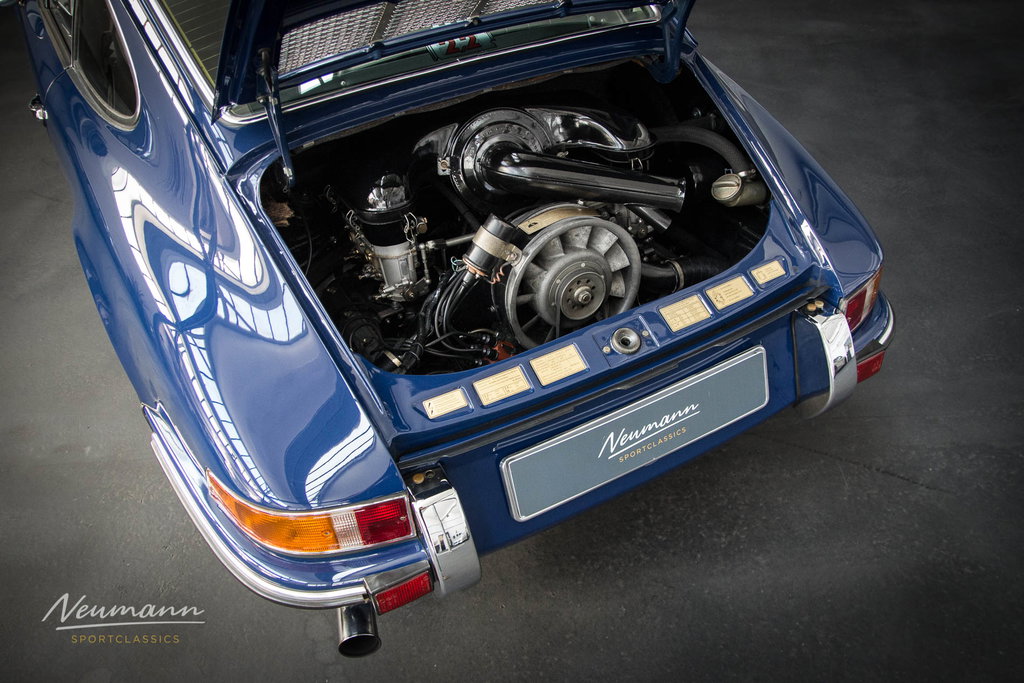 Porsche 911 T