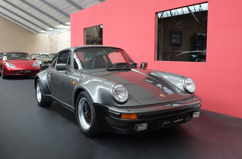 Porsche 911 Turbo 3.3