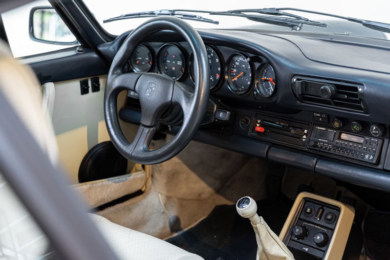 Porsche 911 Turbo 3.3