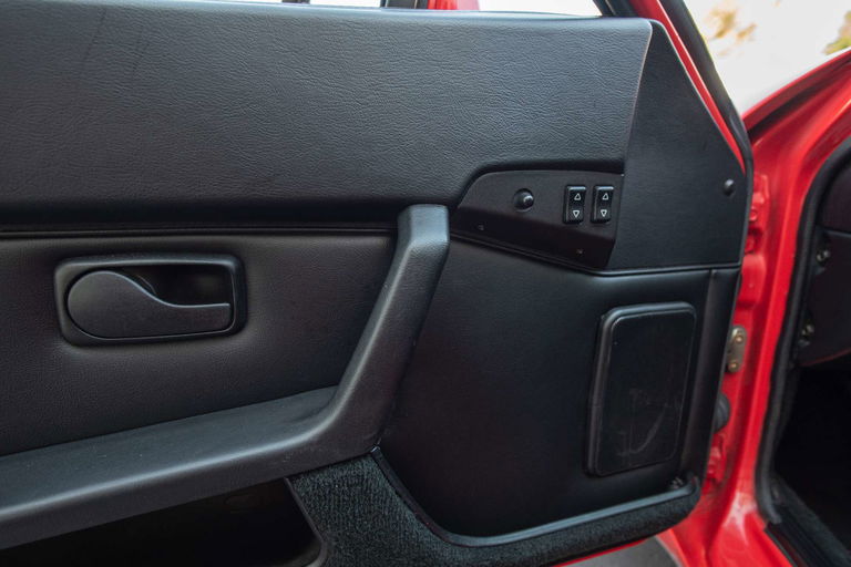 Porsche 944 S2 Coupé