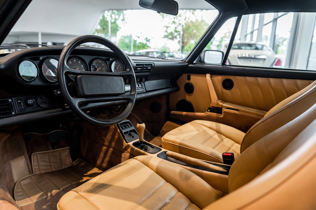 Porsche 964 Carrera 2