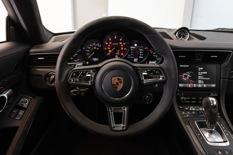 Porsche 991.2 Carrera GTS
