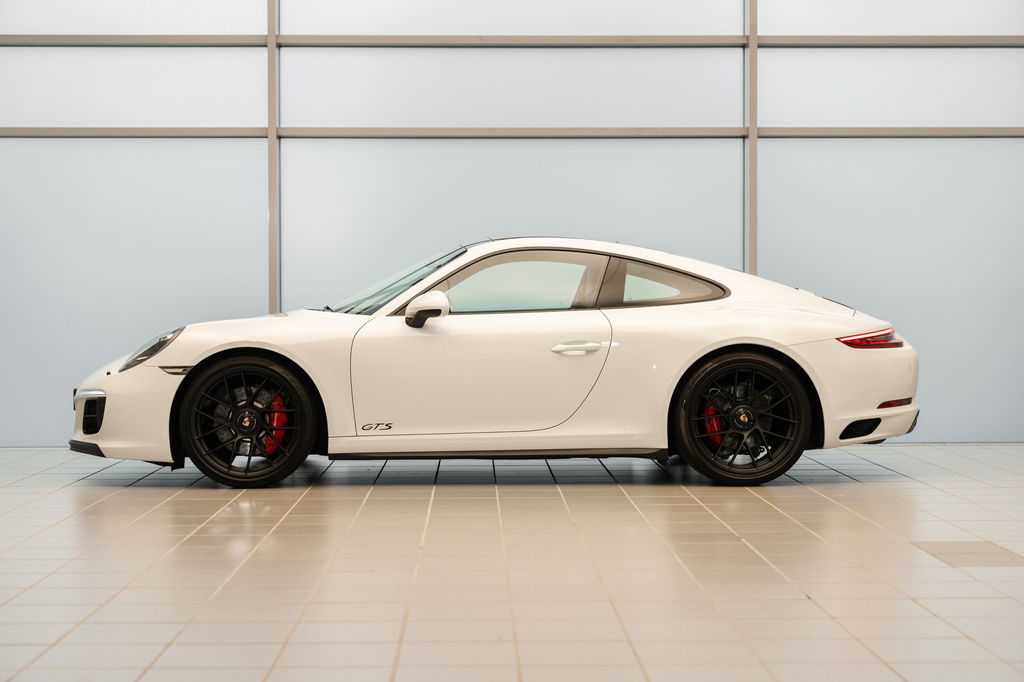 Porsche 991.2 Carrera GTS