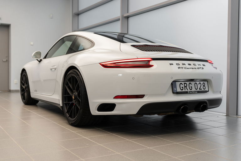 Porsche 991.2 Carrera GTS