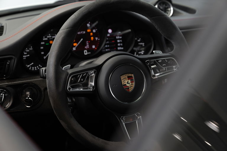 Porsche 991.2 Carrera GTS