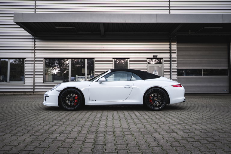 Porsche 991 Carrera GTS