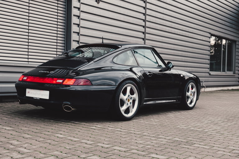 Porsche 993 Carrera 4S