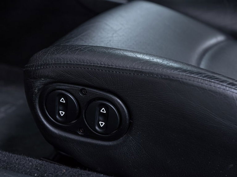 Porsche 993 Carrera 4S