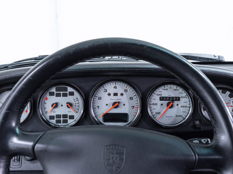Porsche 993 Carrera 4S