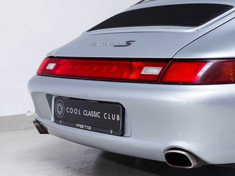 Porsche 993 Carrera 4S