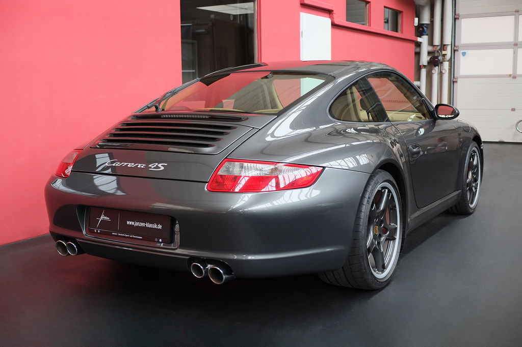Porsche 997 Carrera 4S
