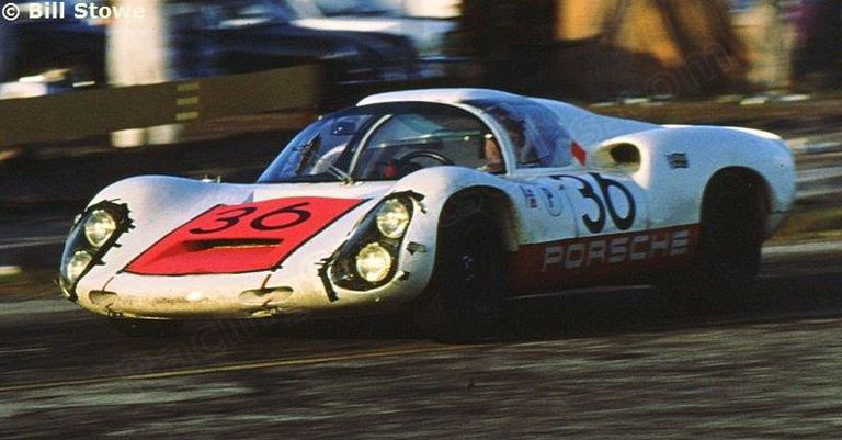 Porsche 910