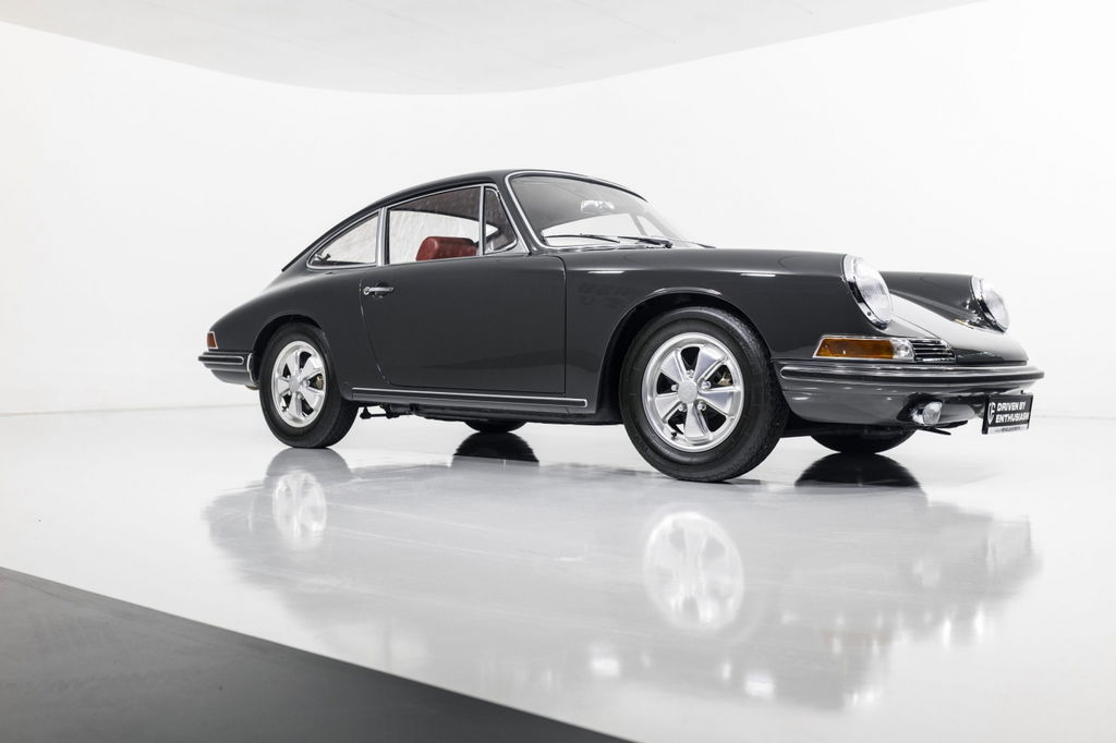 Porsche 911 S (F-Modell)