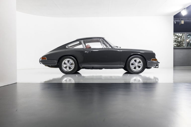 Porsche 911 S 