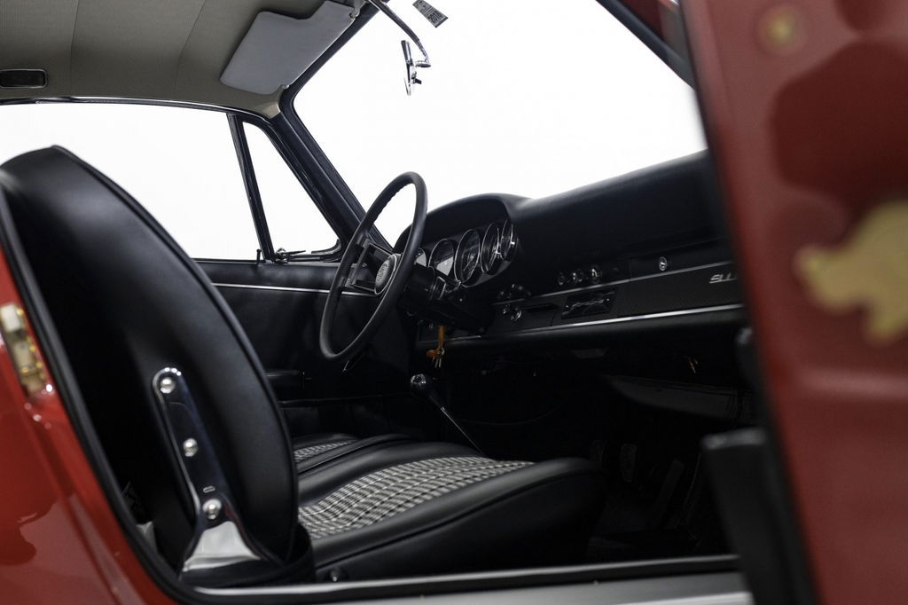 Porsche 911 S (F-Modell)