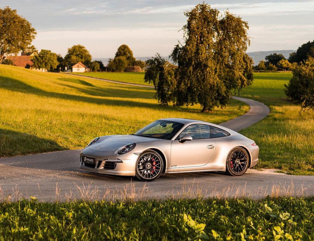 Porsche 991 Carrera GTS
