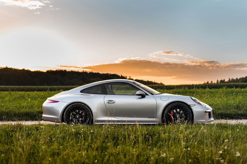 Porsche 991 Carrera GTS in GT-Silber Metallic kaufen!