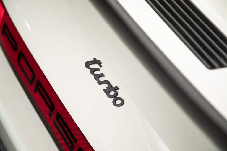 Porsche 911 Turbo 3.0