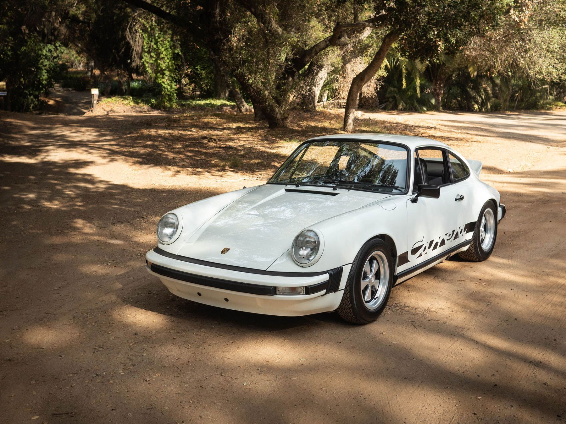 Porsche 911 Carrera