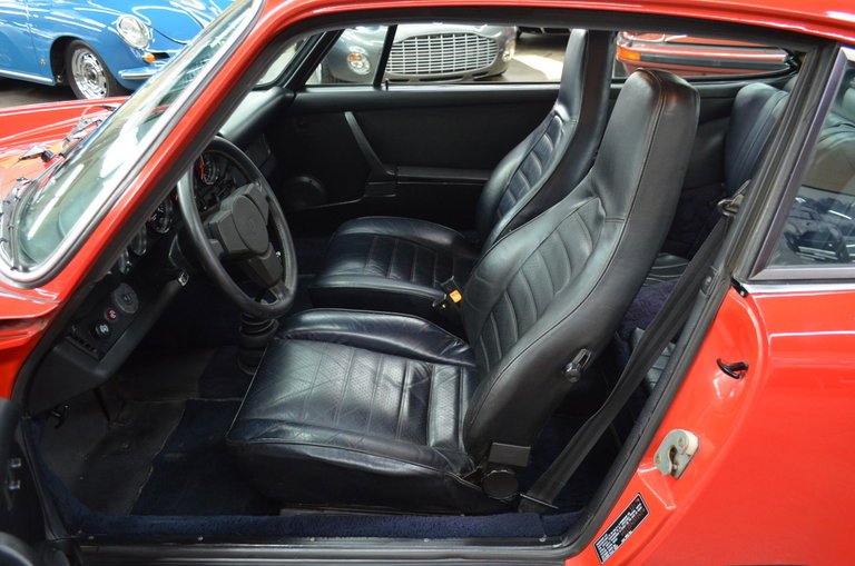 Porsche 911 Carrera (US)