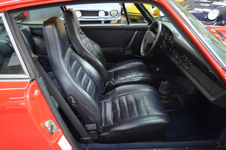 Porsche 911 Carrera (US)