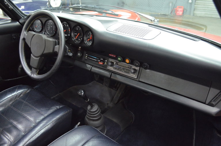 Porsche 911 Carrera (US)