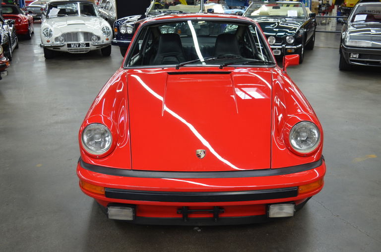 Porsche 911 Carrera (US)