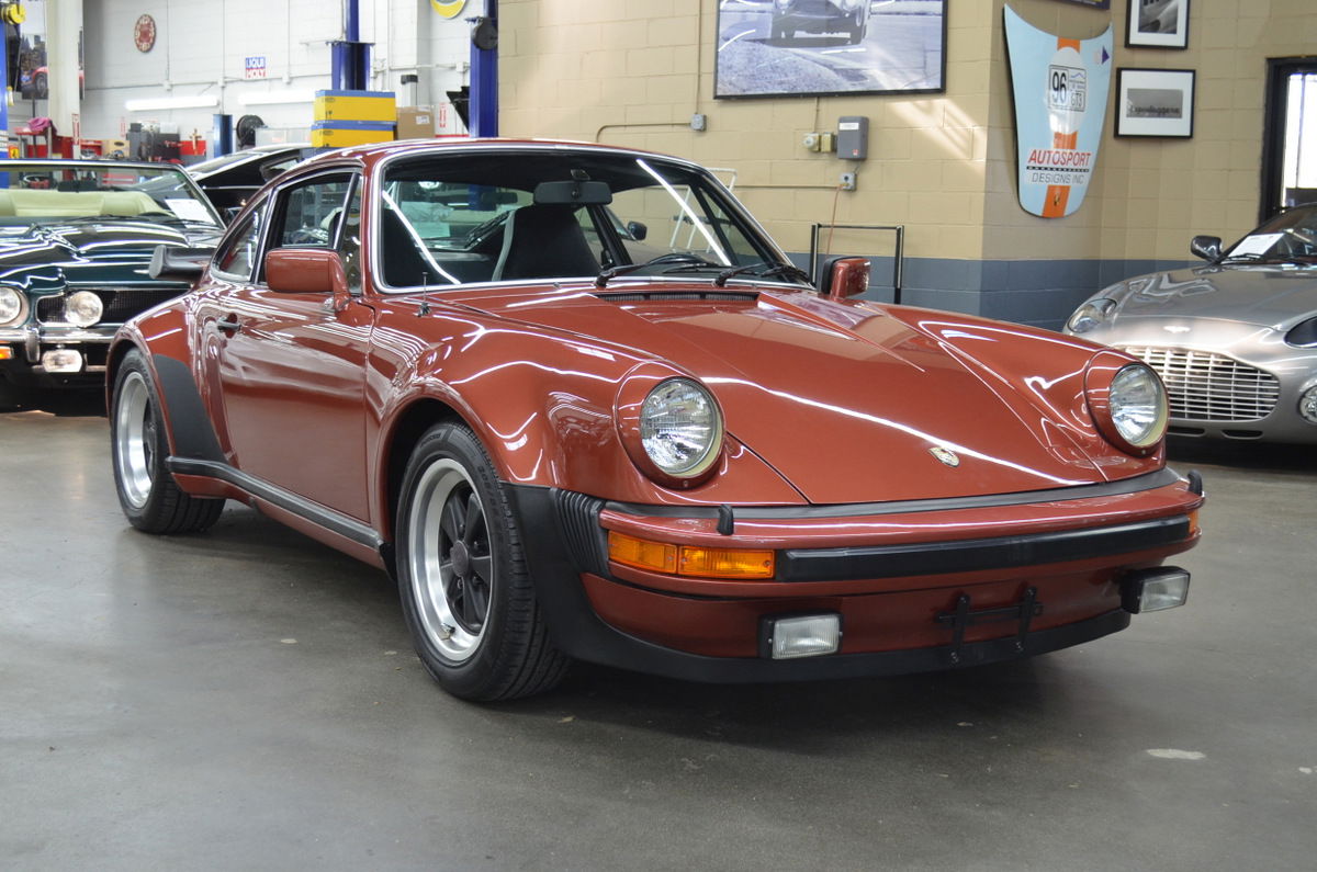 Porsche 911 Turbo 3.3
