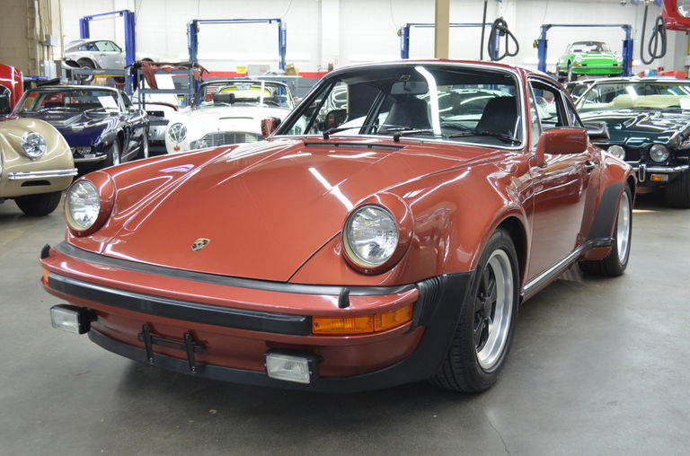 Porsche 911 Turbo 3.3