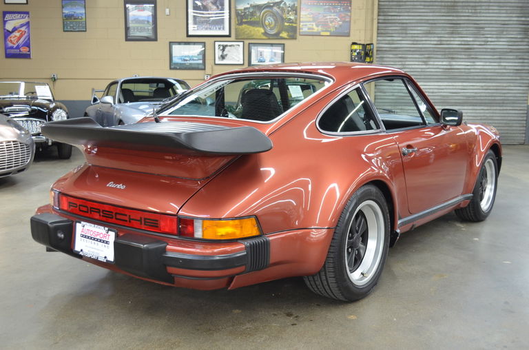 Porsche 911 Turbo 3.3