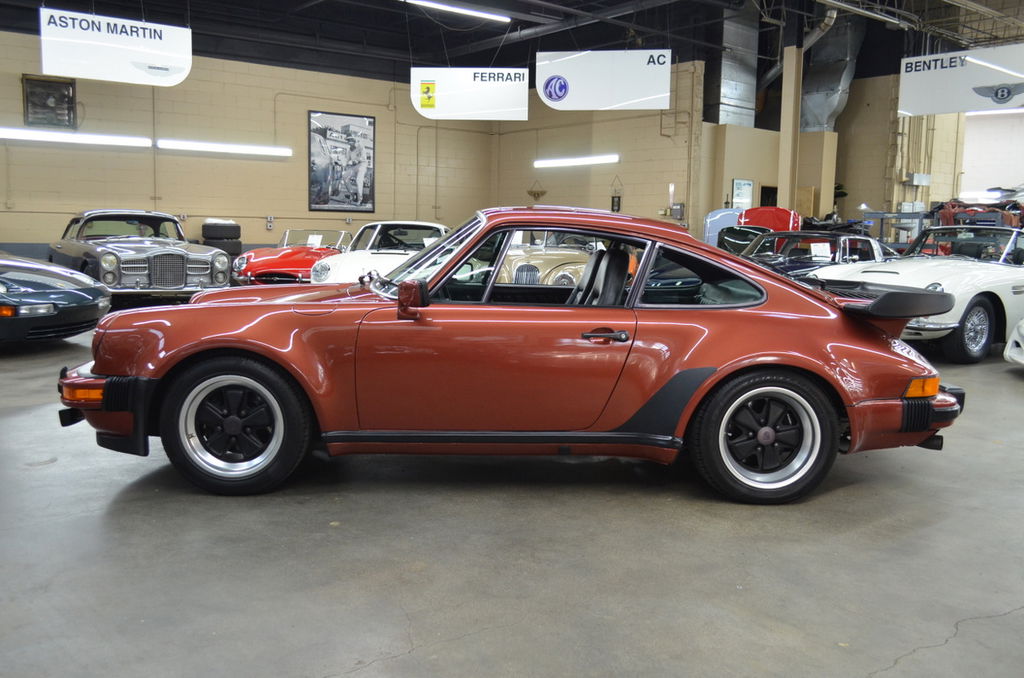 Porsche 911 Turbo 3.3