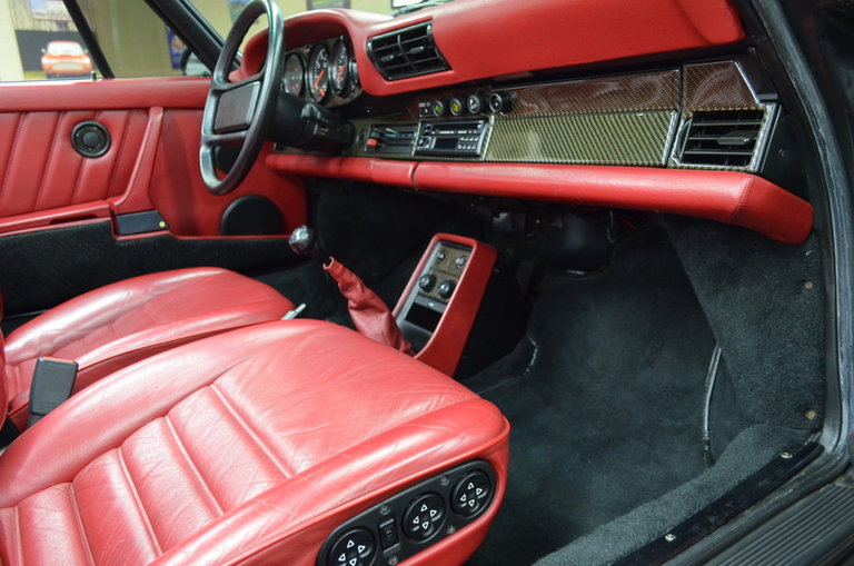 Porsche 911 Turbo 3.3