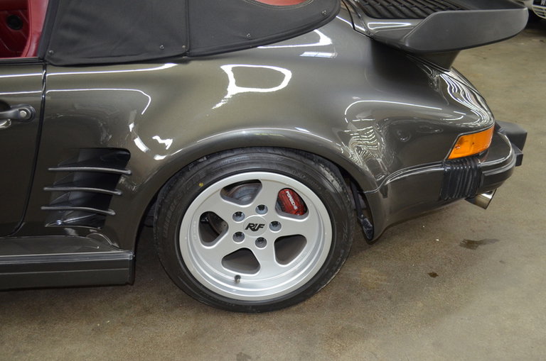 Porsche 911 Turbo 3.3