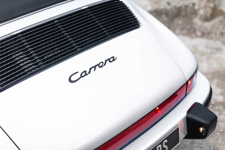 Porsche 911 Carrera 3.2 (US)