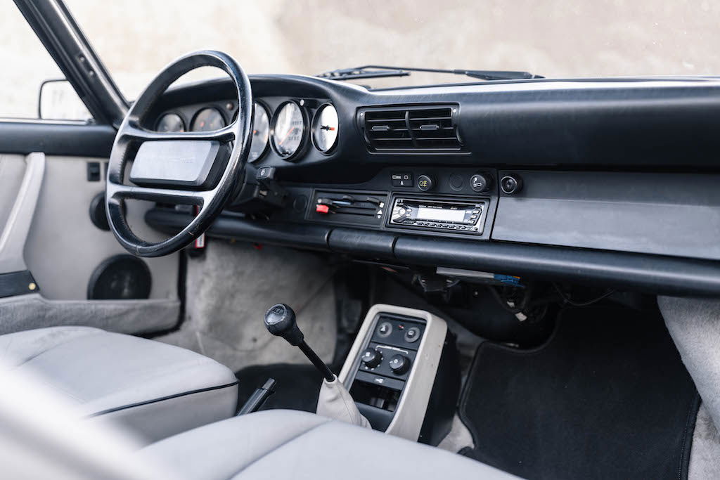 Porsche 911 Carrera 3.2 (US)