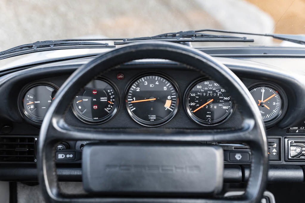 Porsche 911 Carrera 3.2 (US)