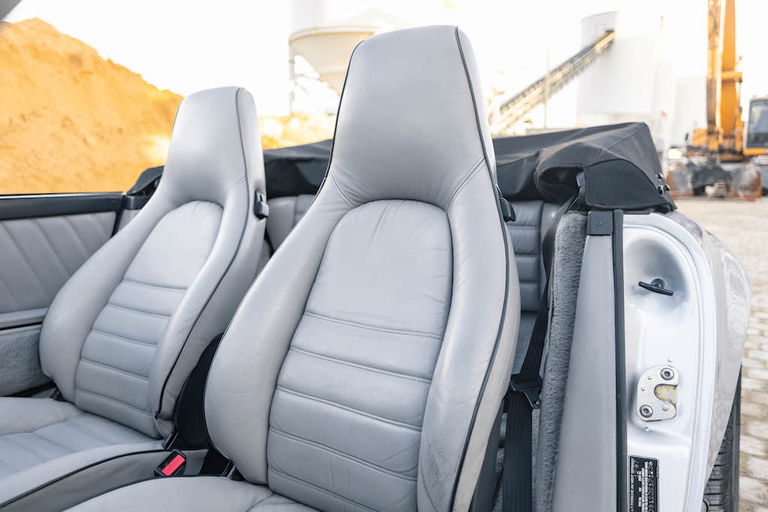 Porsche 911 Carrera 3.2 (US)