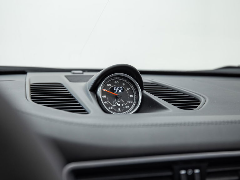 Porsche 991.2 Carrera GTS